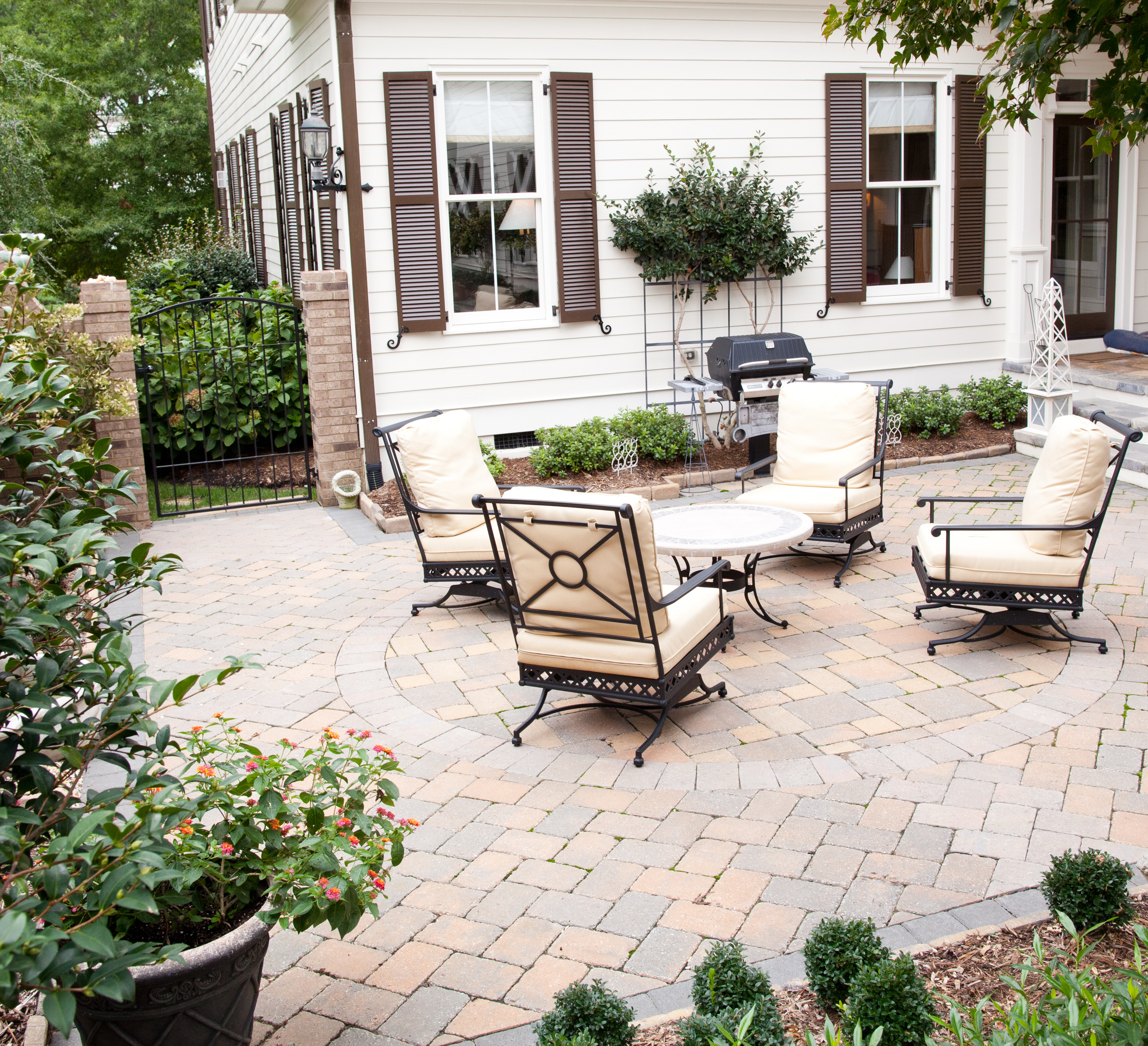 Raleigh Landscaping, Raleigh Landscape Contractors, Raleigh Garden Designers, Garden Design, Raleigh Landscapers, Landscaping, Curb Appeal, Increasing Property Value, Property Value, Landscaping Curb Appeal, Spring, Small Space Gardens, Courtyard Gardens, Small Space Garden Design, Outdoor Living, Outdoor Entertaining